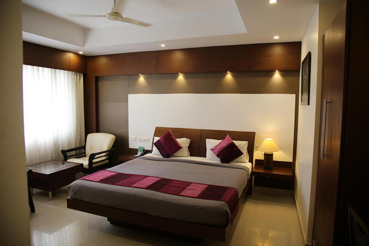 Royal Omars Hotel Kannur Exterior photo