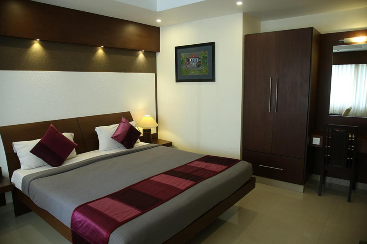 Royal Omars Hotel Kannur Exterior photo